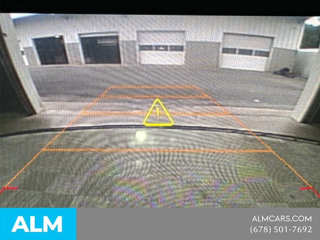 Used 2022 Chevrolet Equinox RS w/ LPO, Floor Liner Package FWD image 32