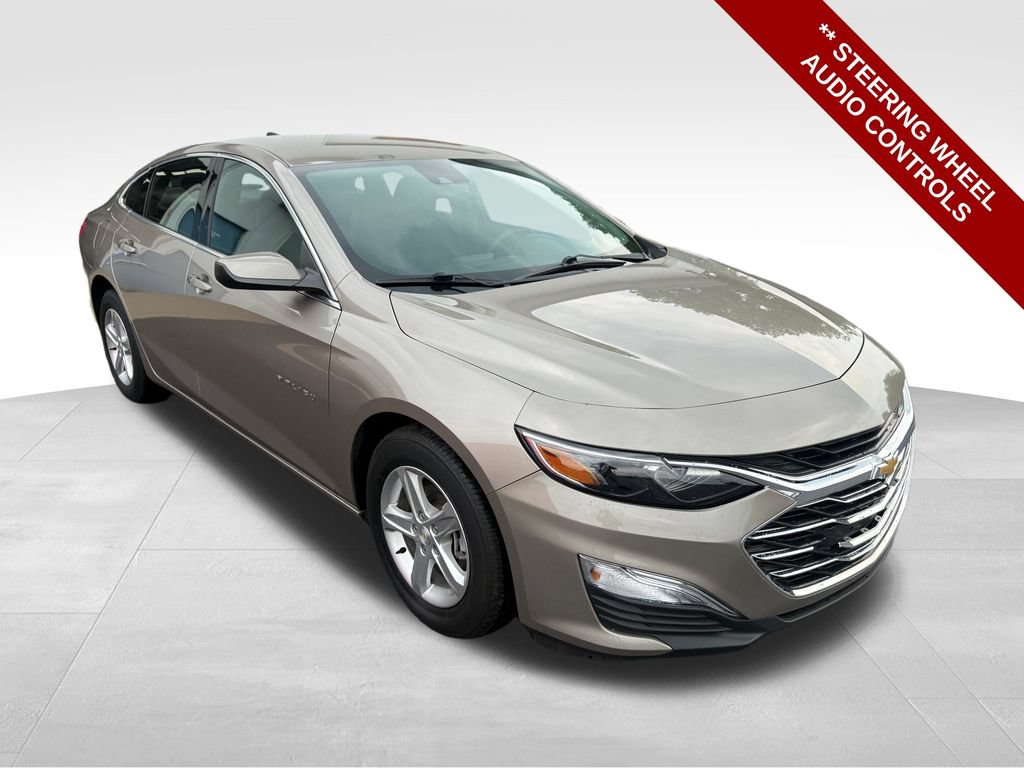 Used 2022 Chevrolet Malibu LS w/ Driver Confidence Package II FWD image 11