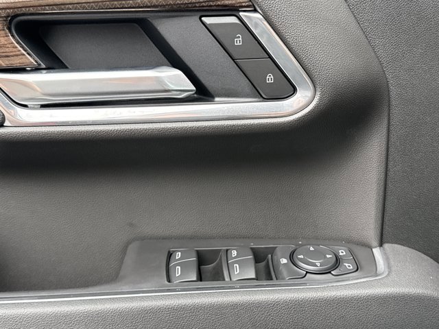 Used 2026 Chevrolet Silverado 1500 LT Trail Boss w/ Convenience Package II AWD/4WD image 16