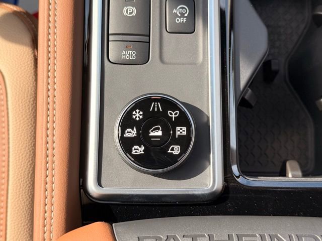 New 2026 Nissan Pathfinder Platinum w/ Cargo Package image 31