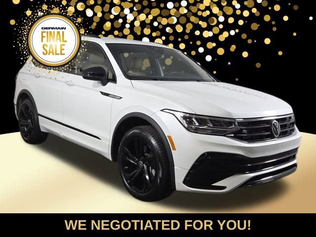 Used 2024 Volkswagen Tiguan SE R-Line image 4