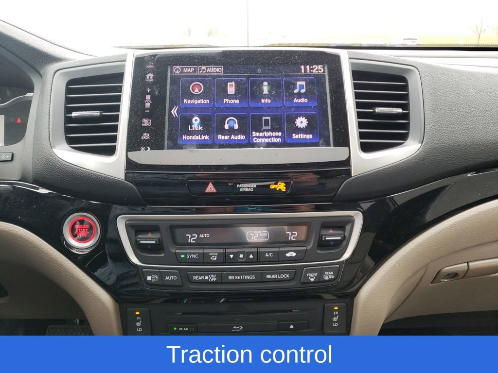 Used 2017 Honda Pilot Touring image 24