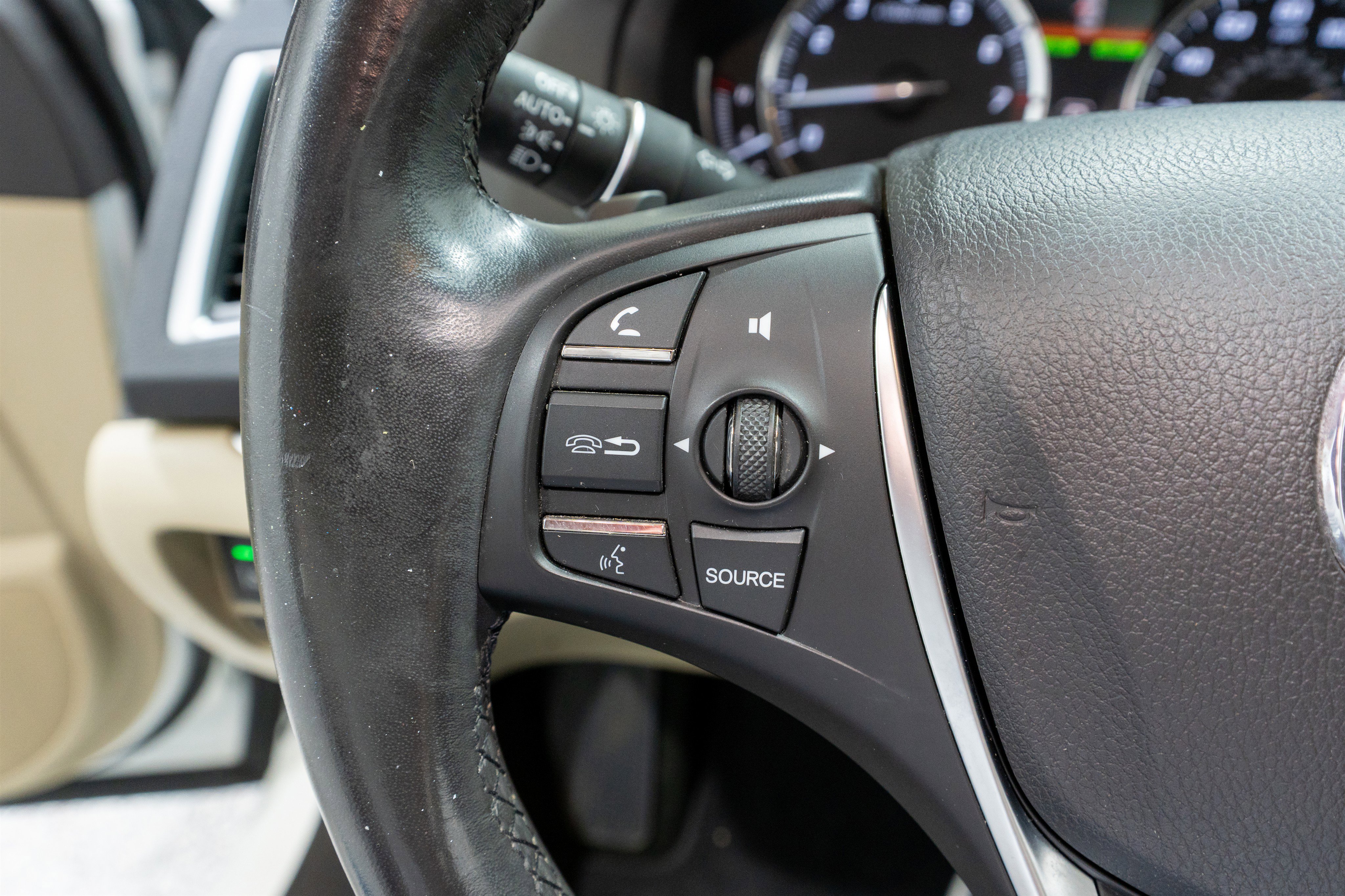 Used 2018 Acura TLX w/ Technology Package image 26