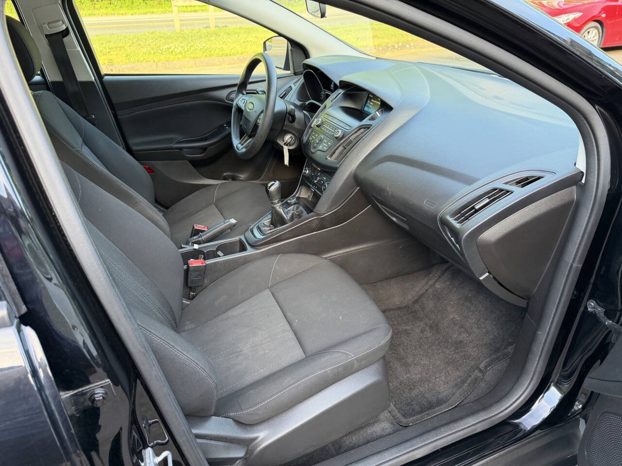 Used 2018 Ford Focus S FWD image 25