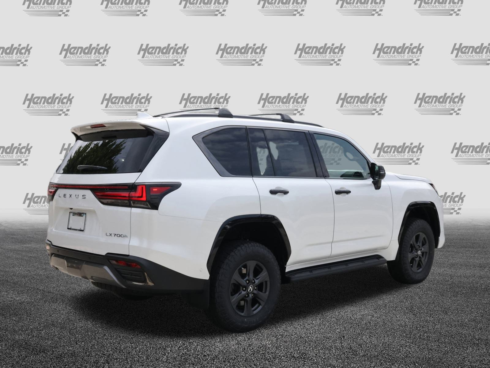 New 2025 Lexus LX 700h Overtrail image 9