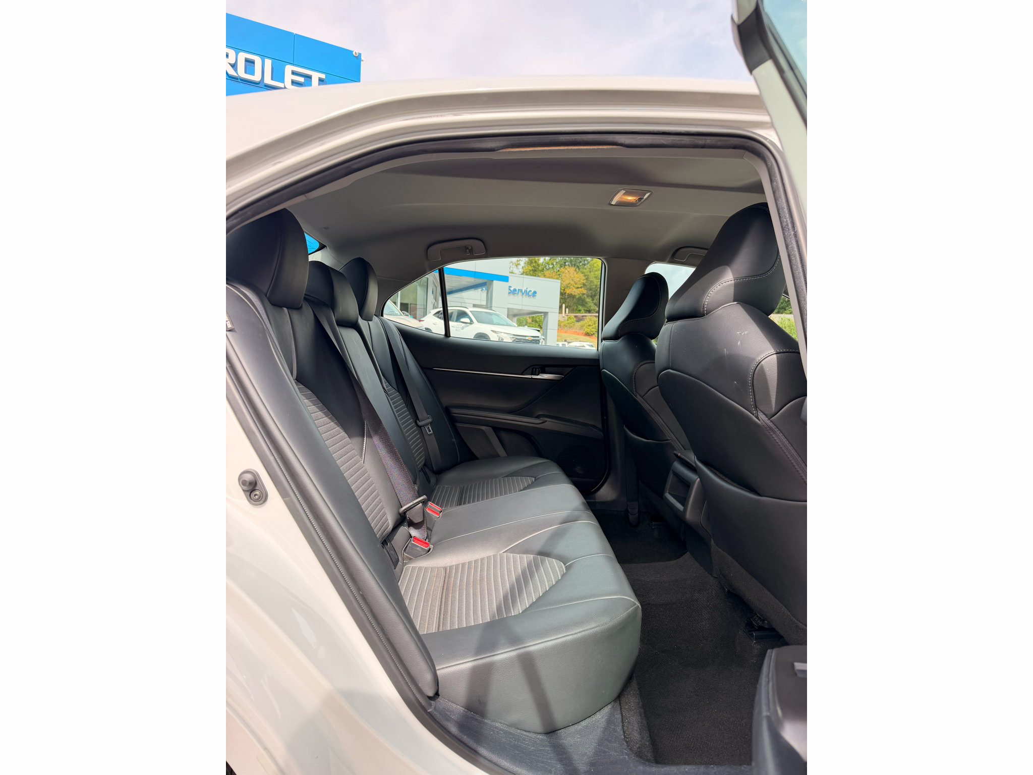 Used 2024 Toyota Camry SE FWD image 16