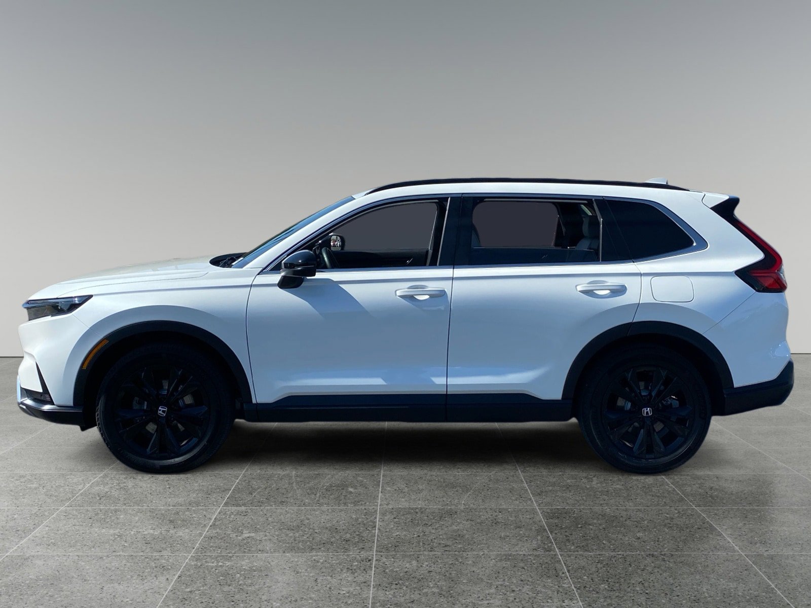 Used 2024 Honda CR-V Sport Touring image 2