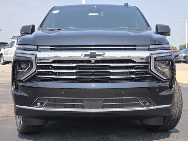New 2026 Chevrolet Suburban LT w/ Comfort Package AWD/4WD image 12