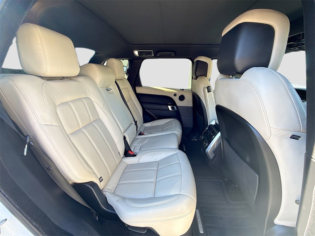 Used 2021 Land Rover Range Rover Sport HSE Silver Edition image 31