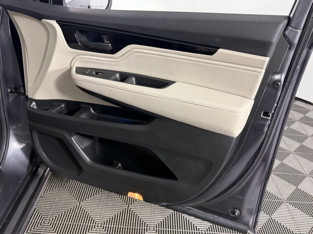 Used 2025 Honda Odyssey Touring image 31