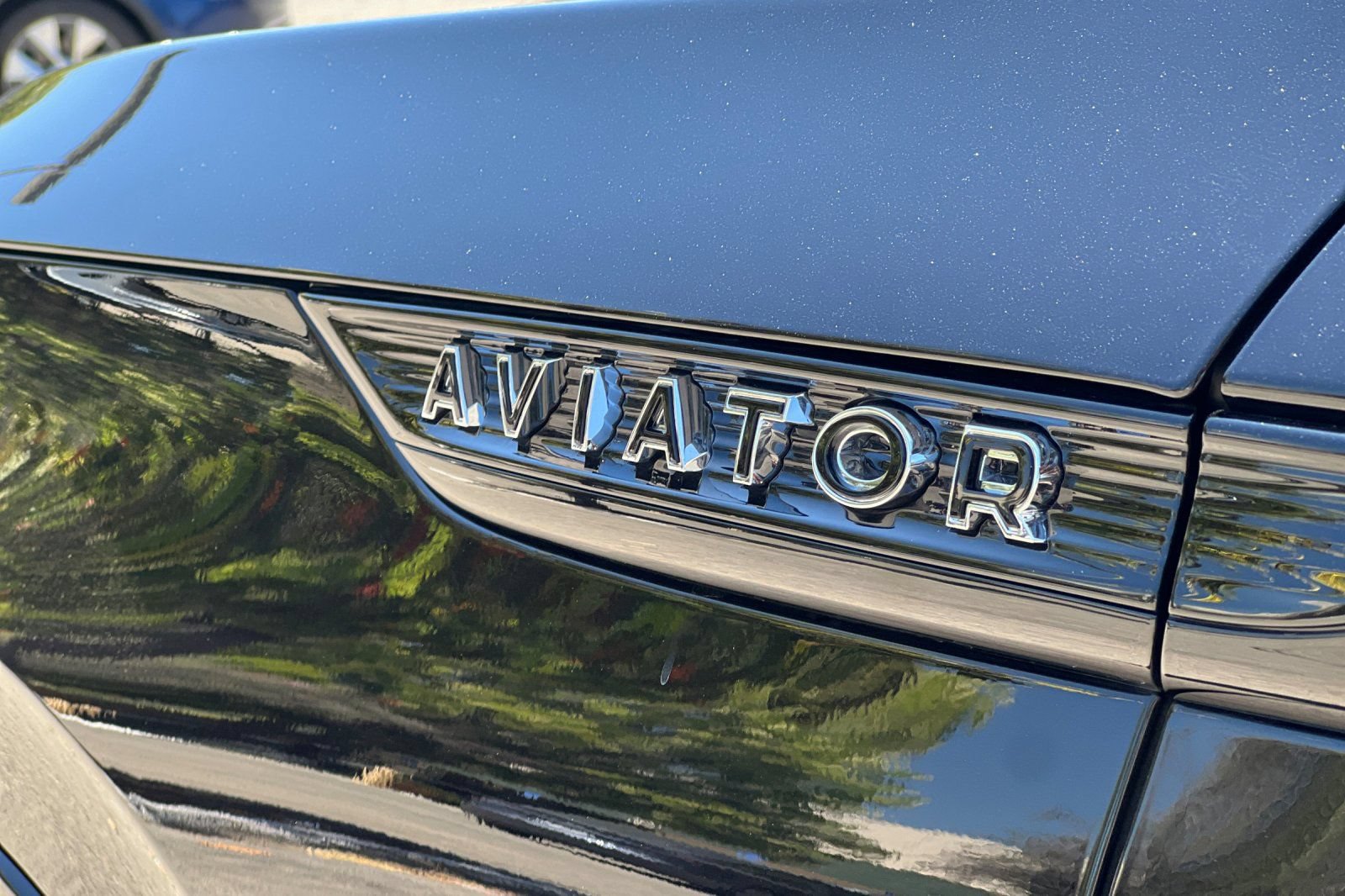 New 2026 Lincoln Aviator Black Label w/ Jet Appearance Package AWD/4WD image 25
