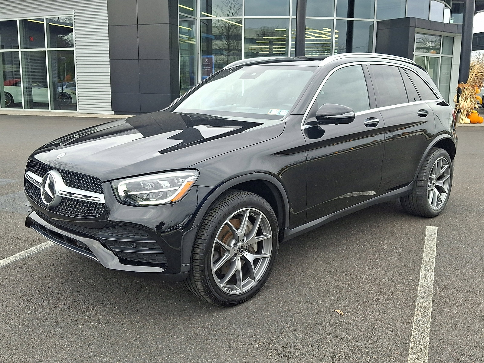 Certified 2022 Mercedes-Benz GLC 300 4MATIC image 3