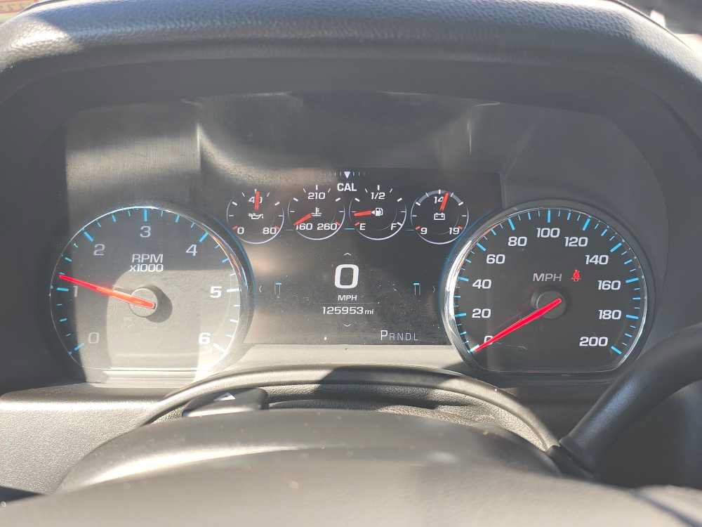 Used 2017 Chevrolet Suburban Premier AWD/4WD image 21