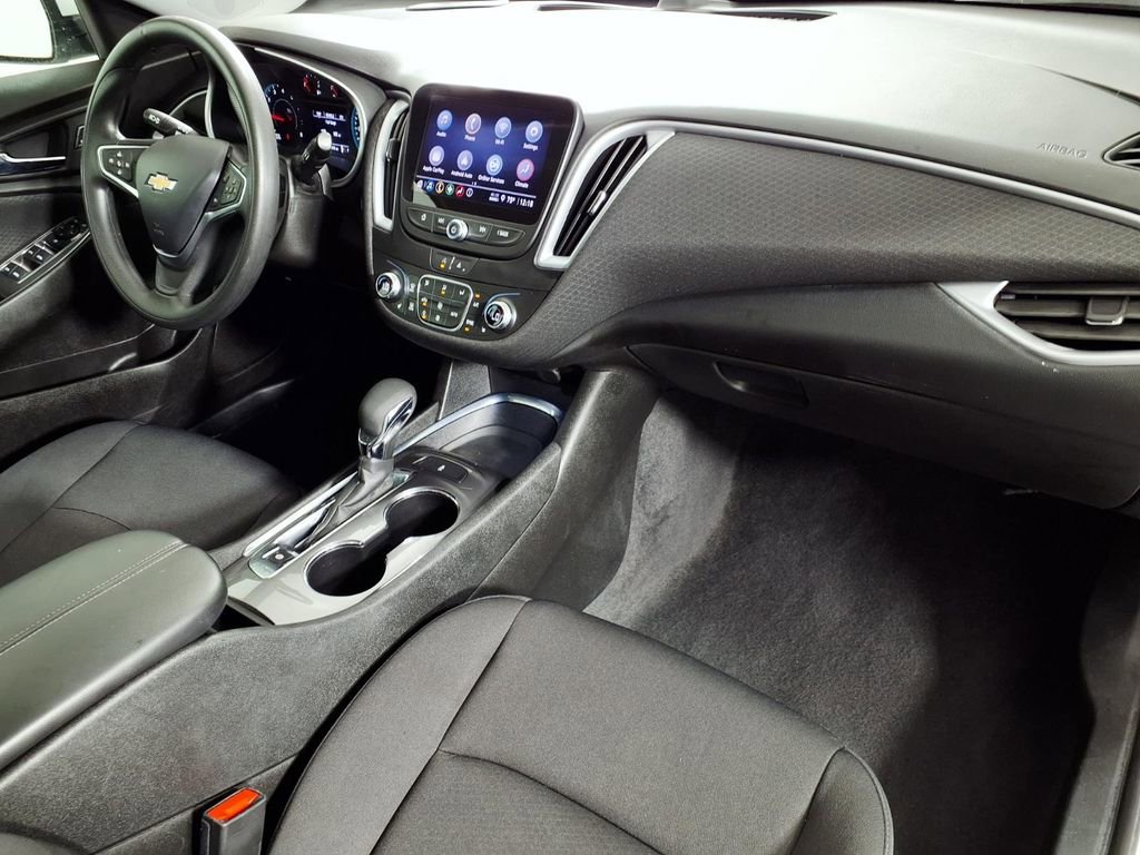 Used 2023 Chevrolet Malibu LT image 12