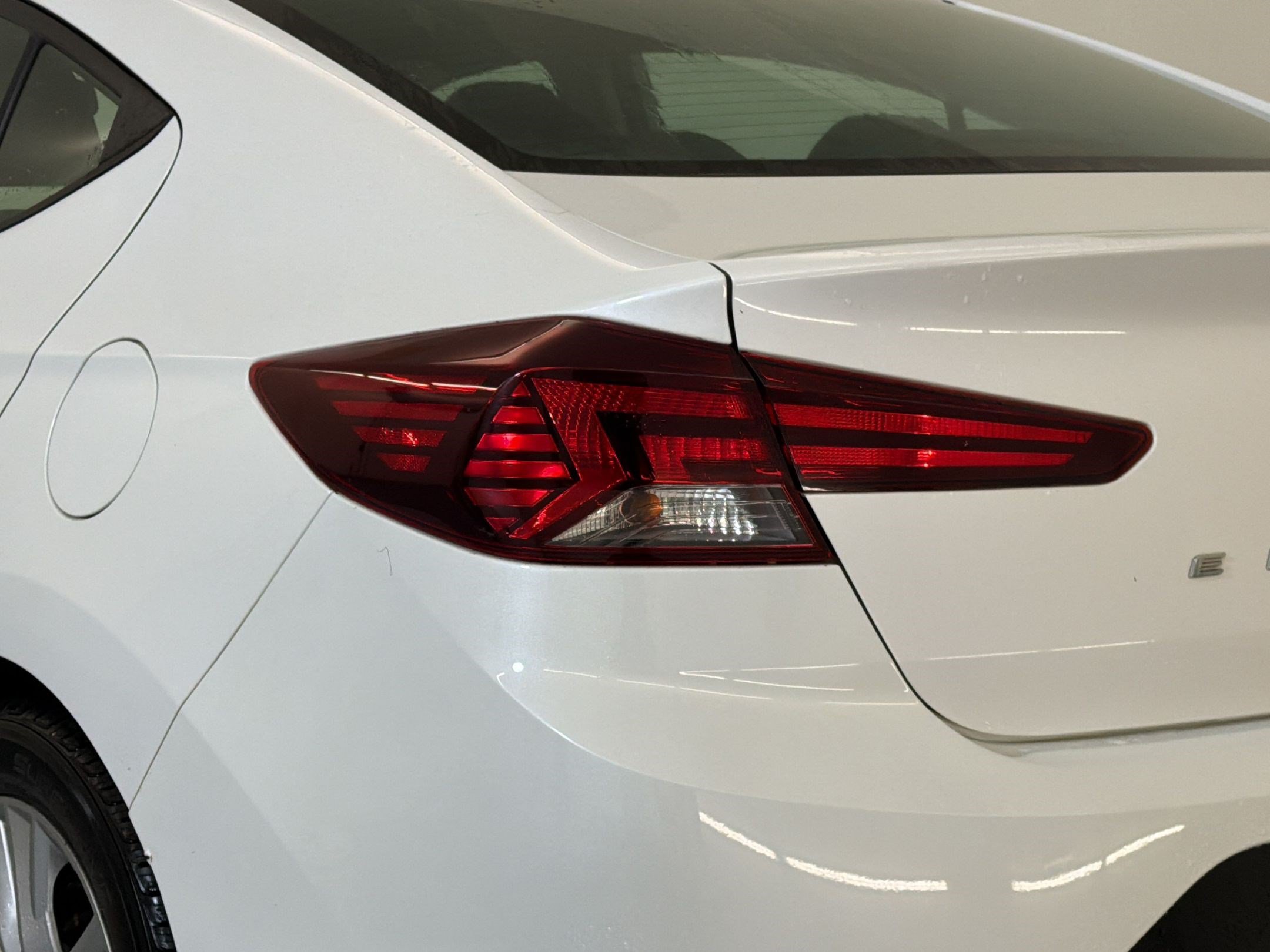 Used 2020 Hyundai Elantra SEL w/ Cargo Package (C1) FWD image 18