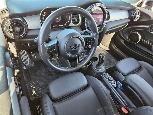 Used 2023 MINI Cooper S image 10