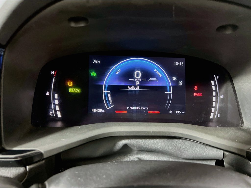 Used 2025 Toyota Camry LE FWD image 18