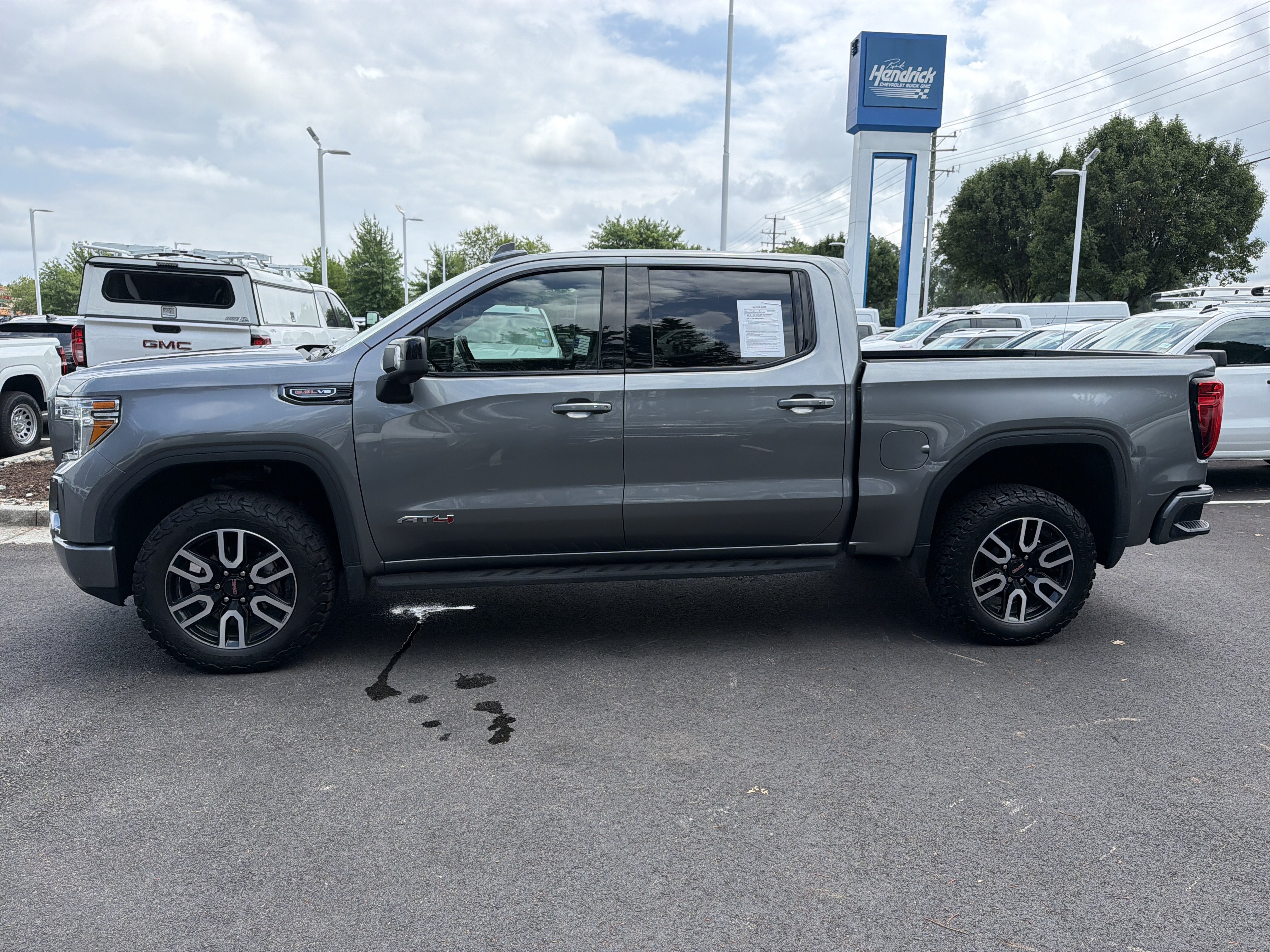 Used 2021 GMC Sierra 1500 AT4 AWD/4WD image 7