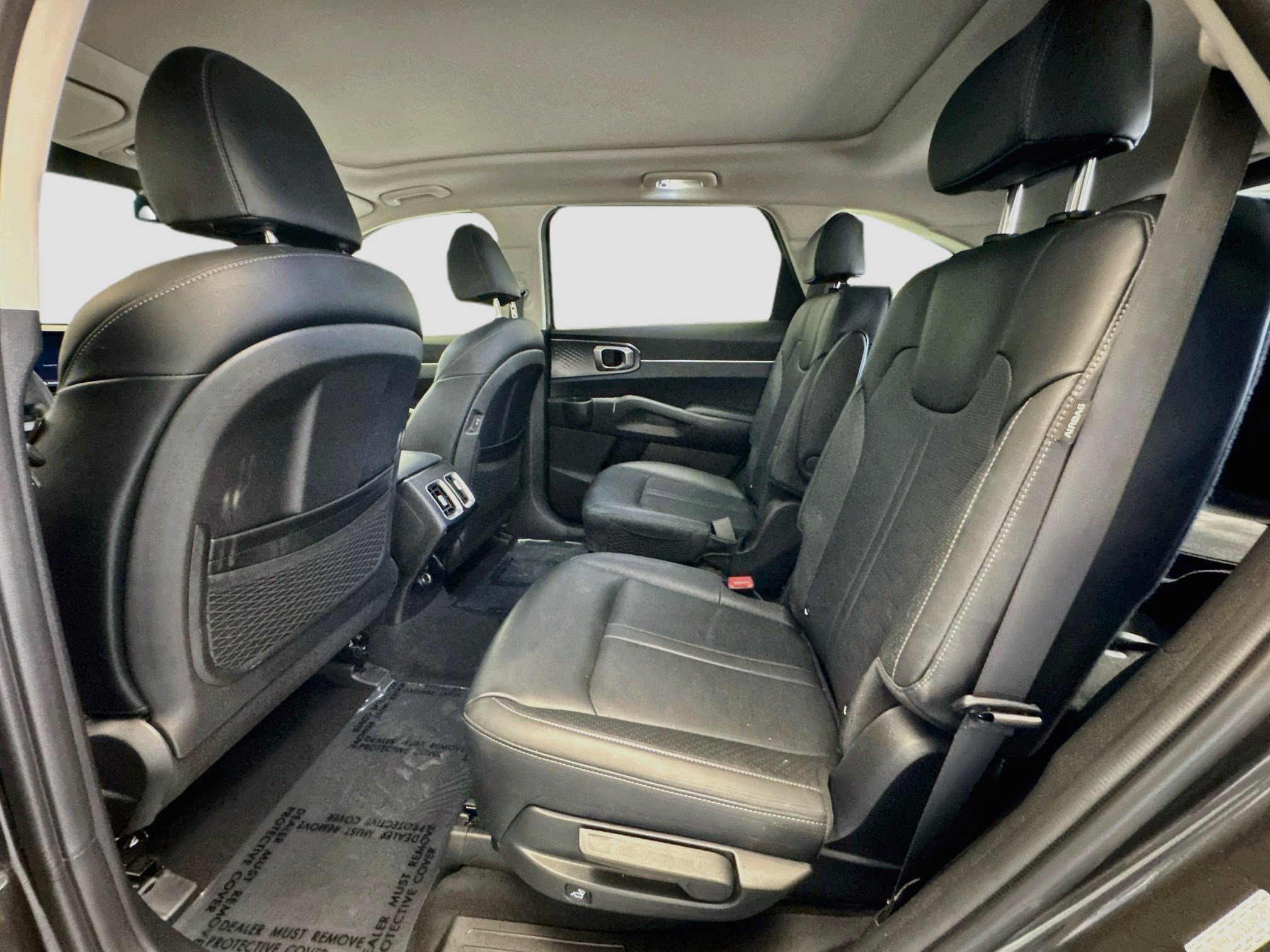 Used 2025 Kia Sorento EX FWD image 15
