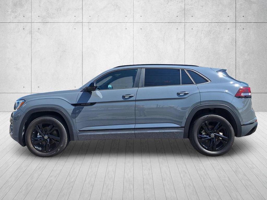 Used 2026 Volkswagen Atlas Cross Sport SEL R-Line AWD/4WD image 8