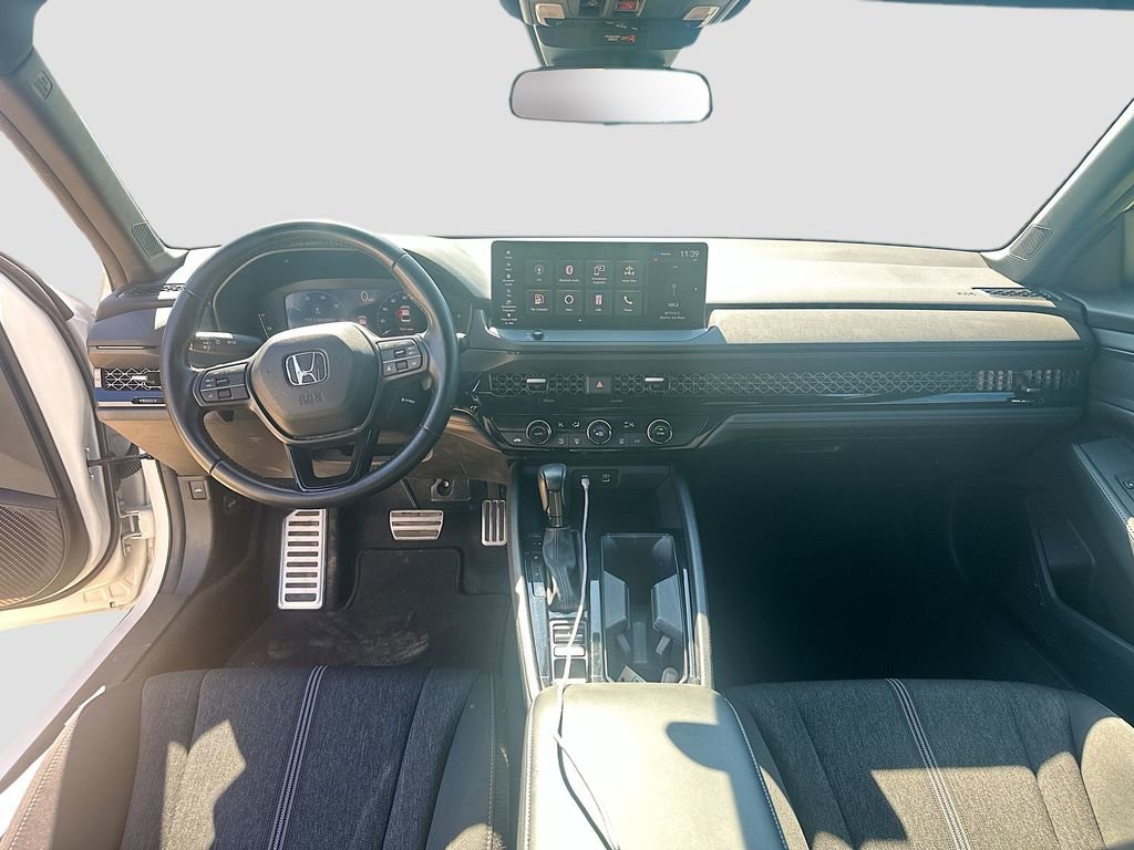 Used 2023 Honda Accord Sport image 10