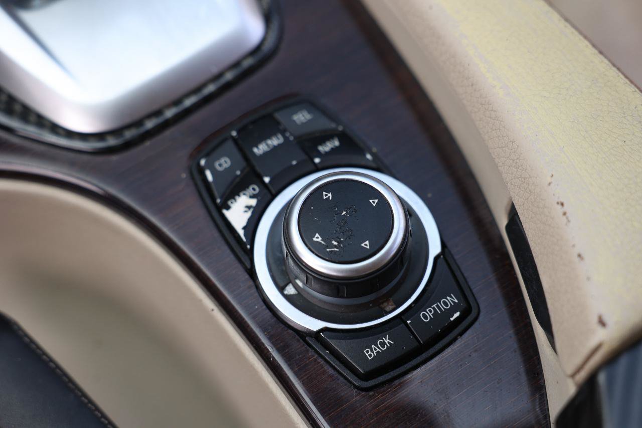 Used 2010 BMW 528i Sedan RWD image 39
