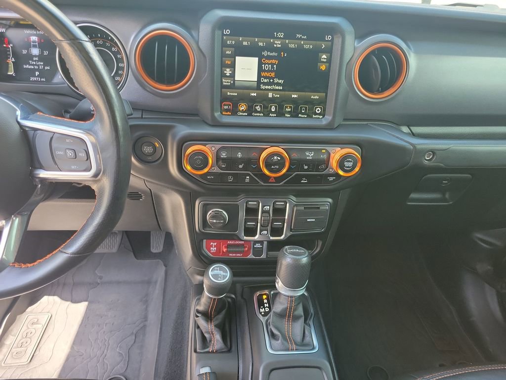 Used 2023 Jeep Gladiator Mojave w/ Cold Weather Group image 26