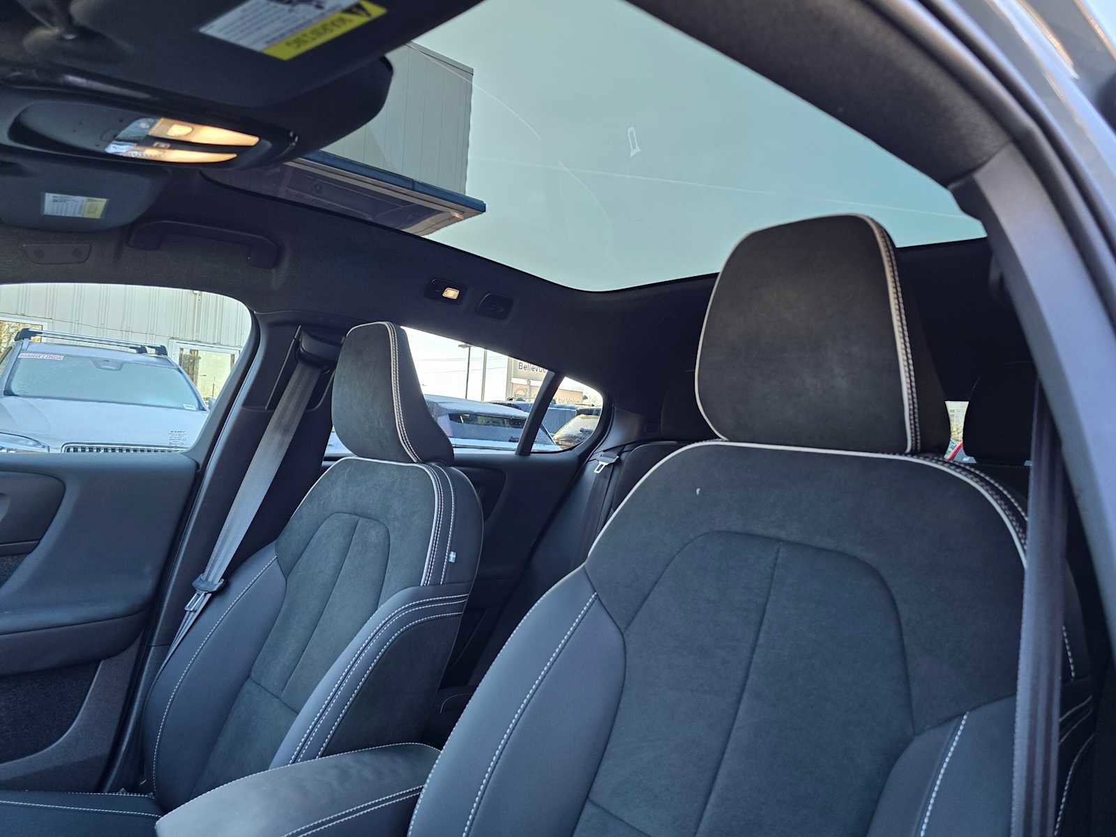 Certified 2023 Volvo C40 P8 Recharge Ultimate image 22