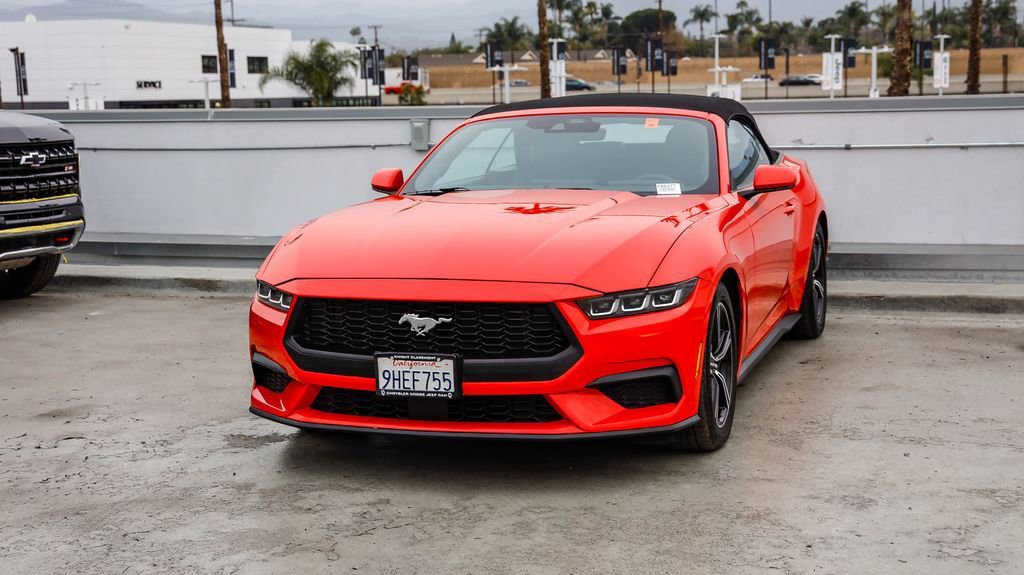 Used 2024 Ford Mustang EcoBoost image 4