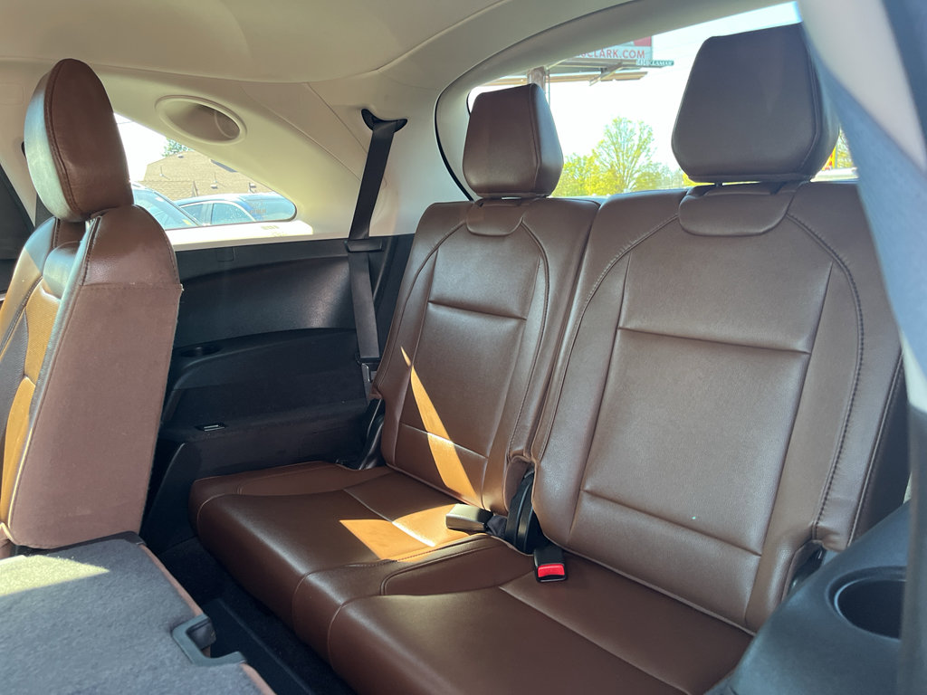 Used 2020 Acura MDX w/ Technology Package AWD/4WD image 17