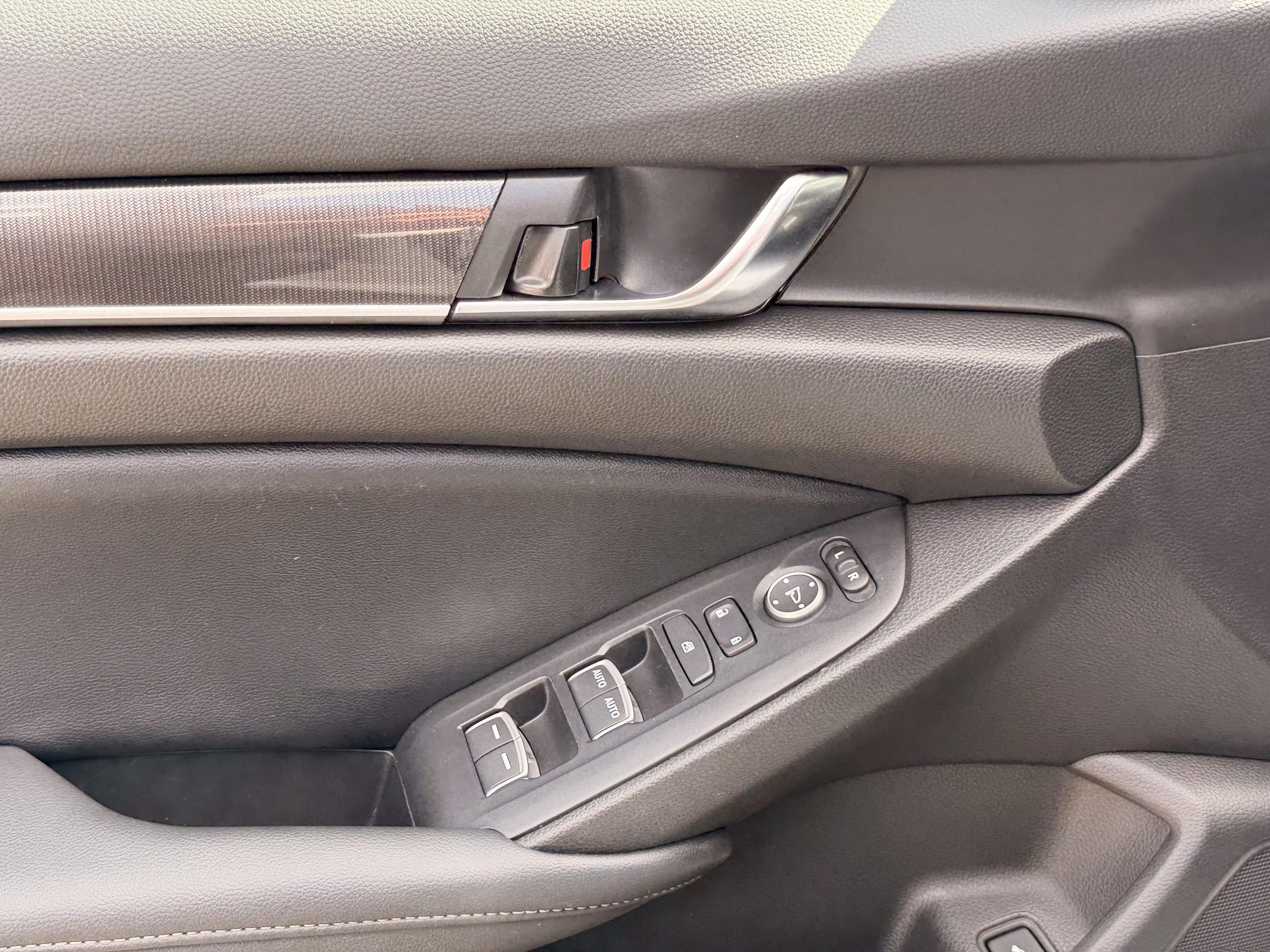 Certified 2022 Honda Accord Sport image 9