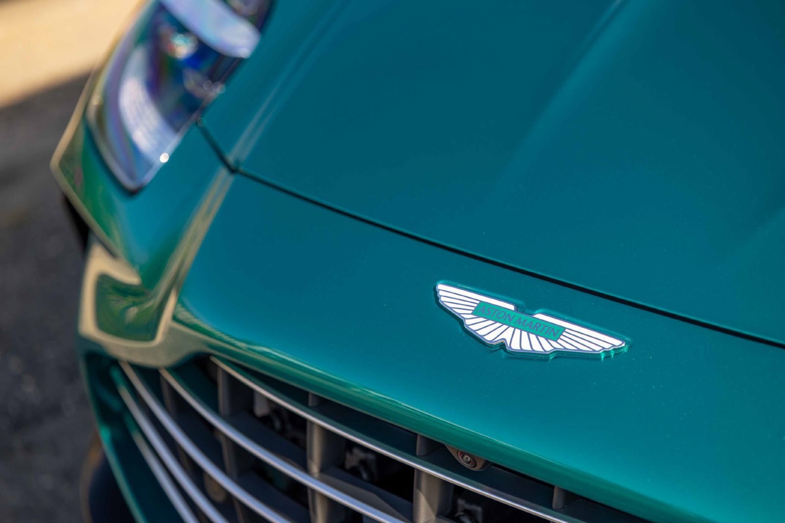 New 2026 Aston Martin V8 Vantage S RWD image 16