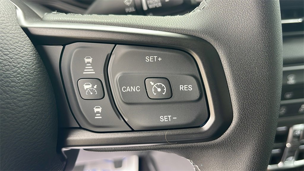 New 2025 Jeep Gladiator Sport image 21