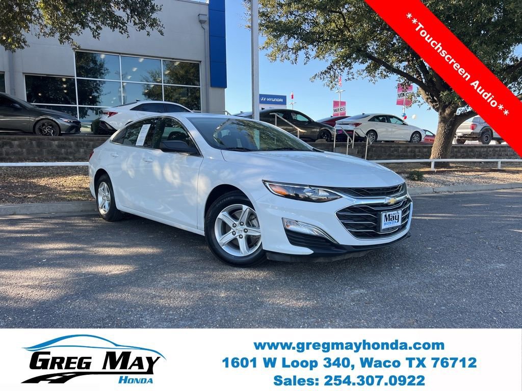 Used 2023 Chevrolet Malibu LS image 1