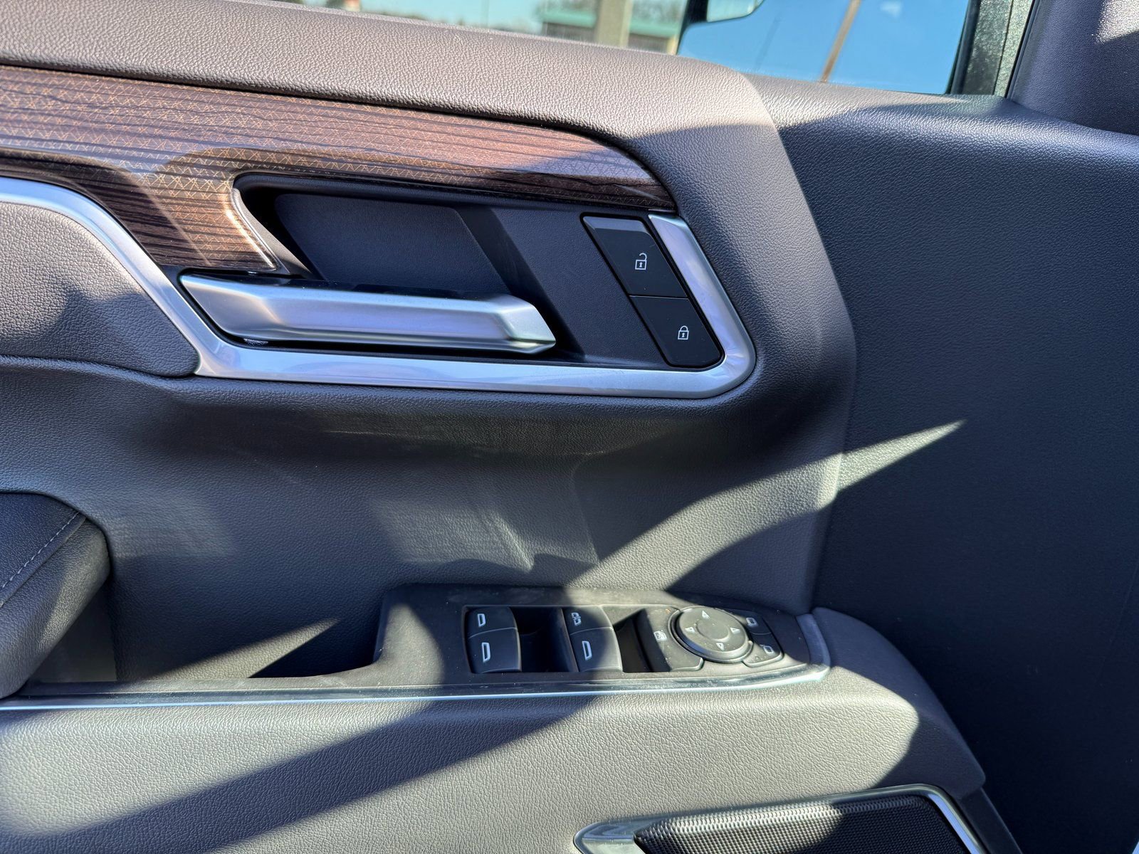 New 2025 Chevrolet Silverado 1500 LT image 10