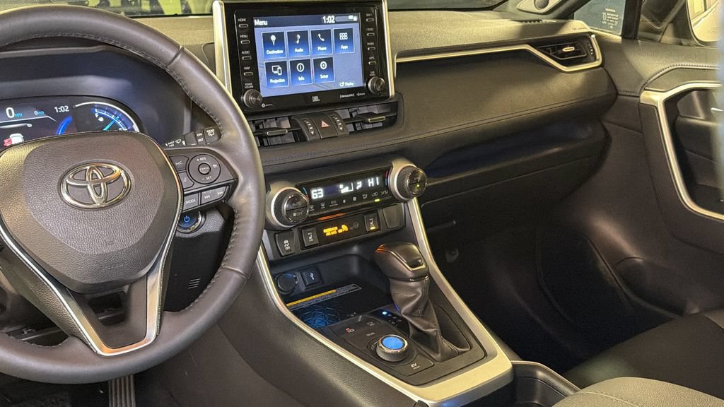 Used 2020 Toyota RAV4 XSE AWD/4WD image 18