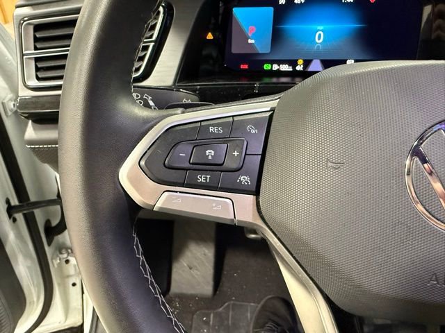 Certified 2024 Volkswagen Atlas Cross Sport SE image 13