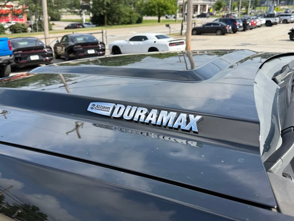 Used 2018 GMC Sierra 2500 Denali w/ Duramax Plus Package AWD/4WD image 12