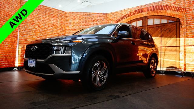 Used 2023 Hyundai Santa Fe SE AWD/4WD image 3
