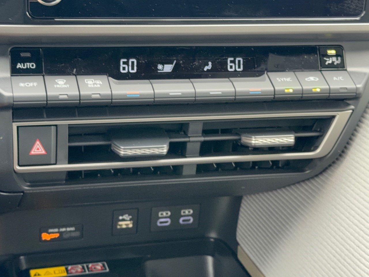 Used 2026 Toyota Camry SE FWD image 22