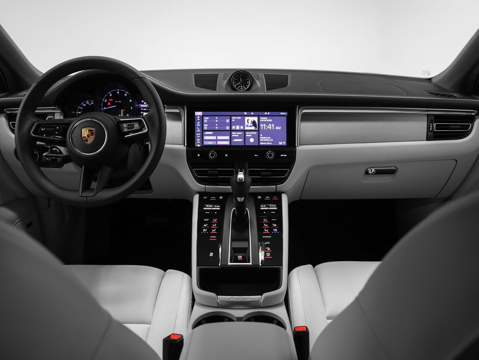New 2026 Porsche Macan image 32
