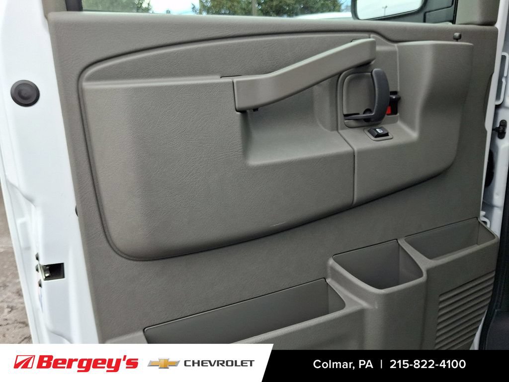 New 2025 Chevrolet Express 2500 w/ Driver Convenience Package RWD image 9