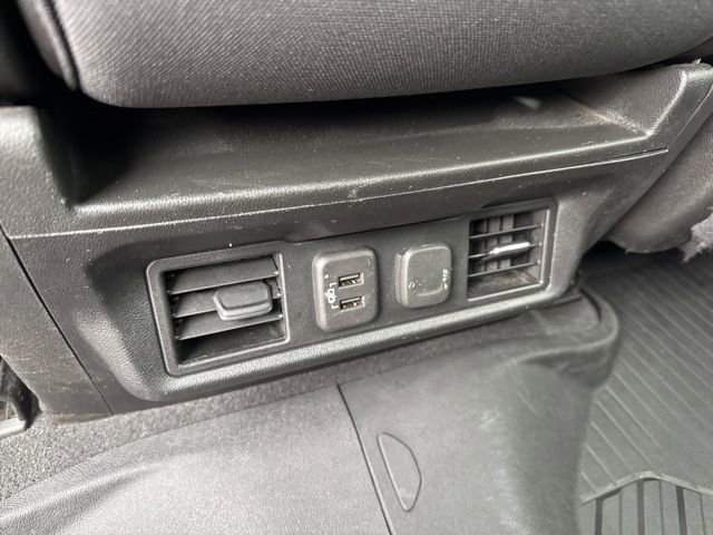 Used 2021 Chevrolet Silverado 1500 LT AWD/4WD image 18