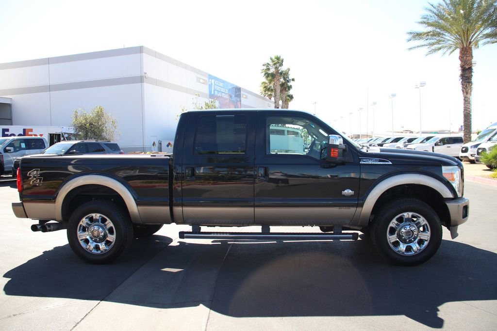 Used 2013 Ford F250 King Ranch w/ King Ranch w/Chrome Pkg image 9