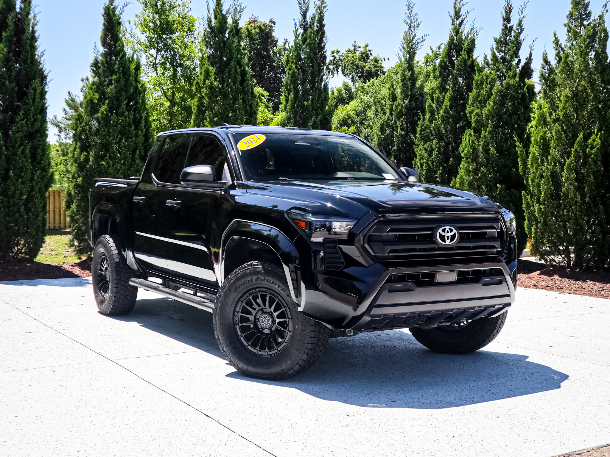 Used 2024 Toyota Tacoma SR AWD/4WD video 2
