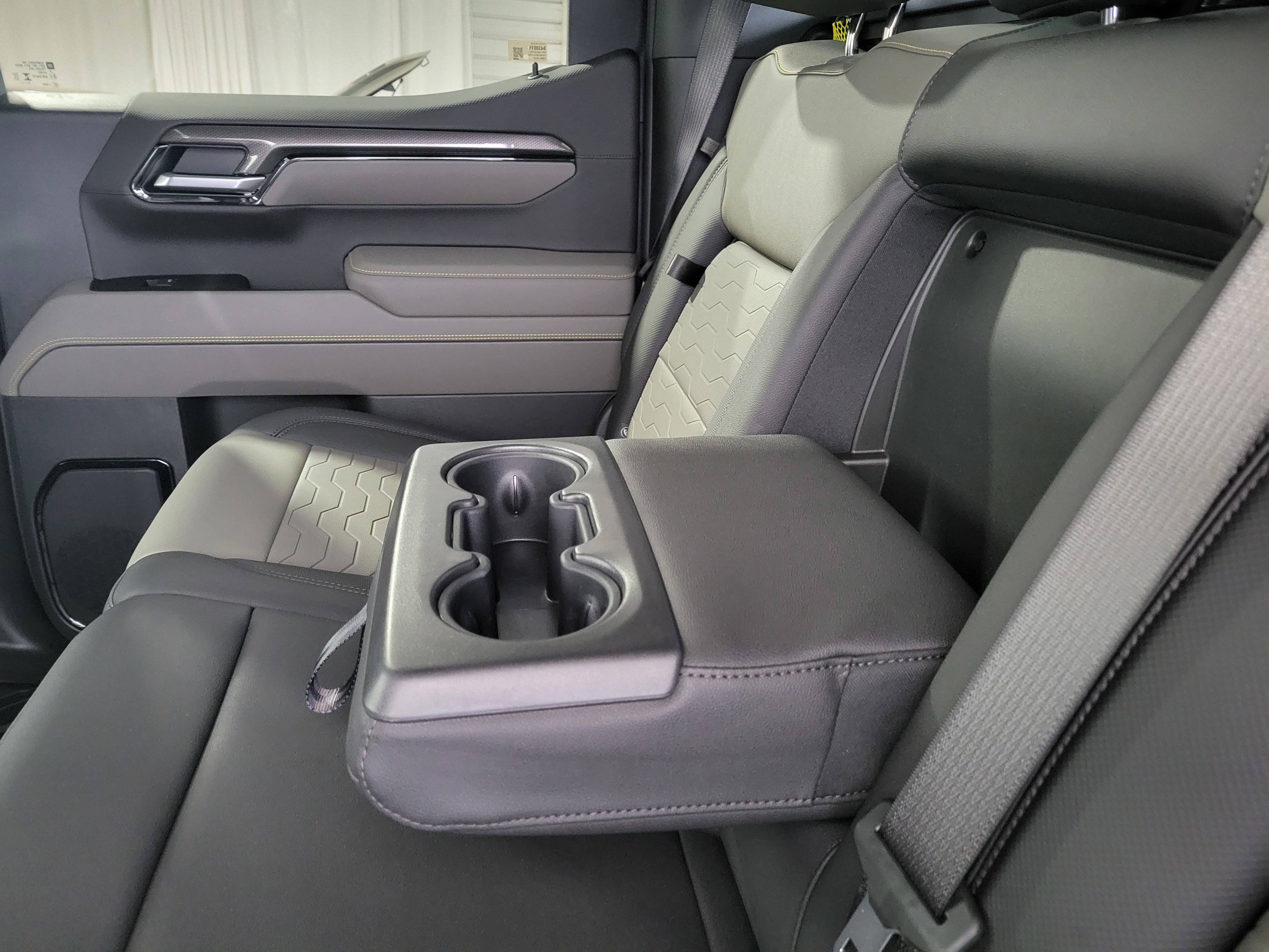 New 2026 Chevrolet Silverado 1500 ZR2 image 44