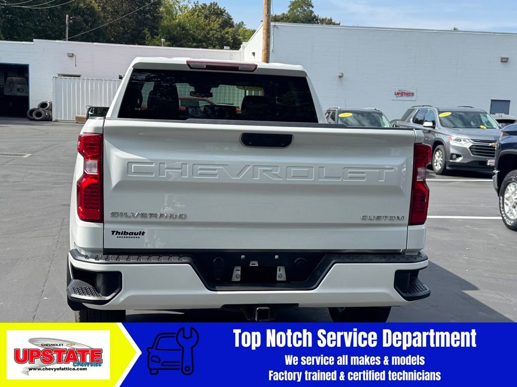 Used 2023 Chevrolet Silverado 1500 Custom image 5