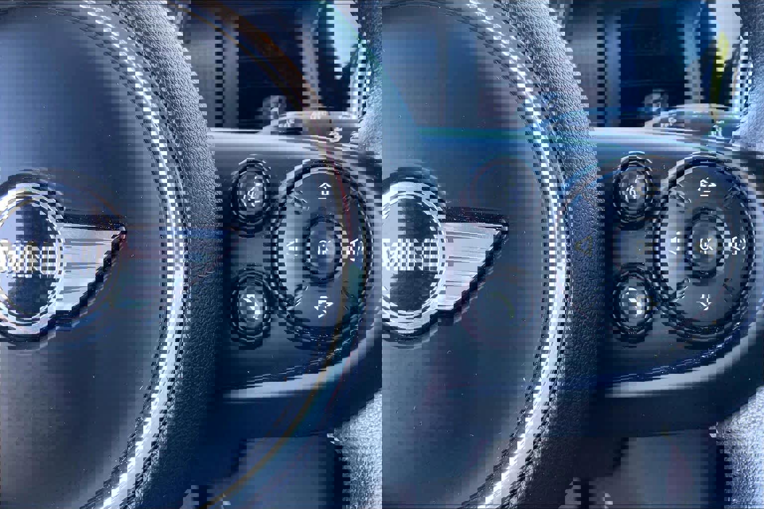 Used 2018 MINI Cooper 2-Door Hardtop FWD image 25