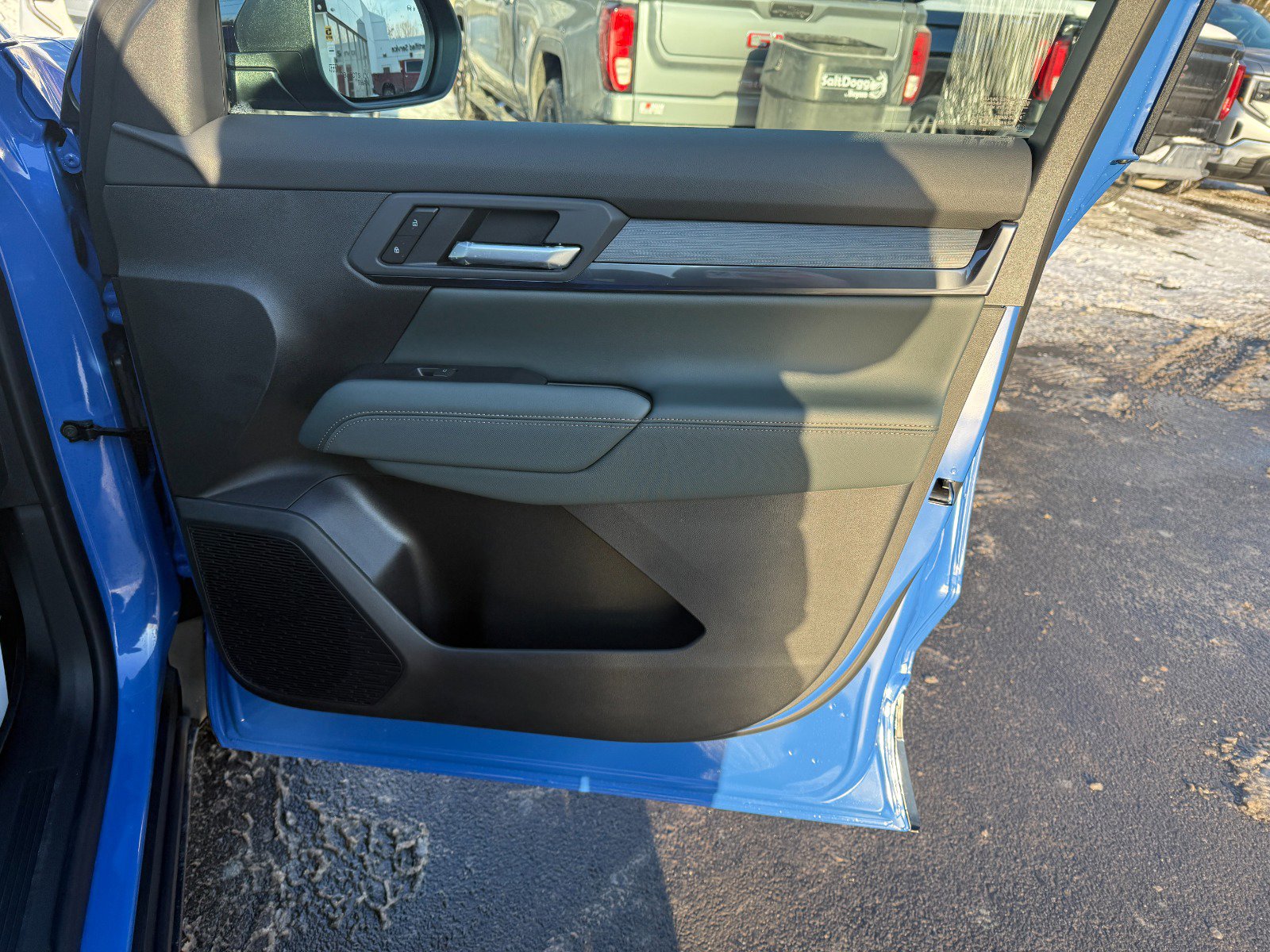 New 2026 GMC Terrain AT4 w/ Convenience Package III image 24