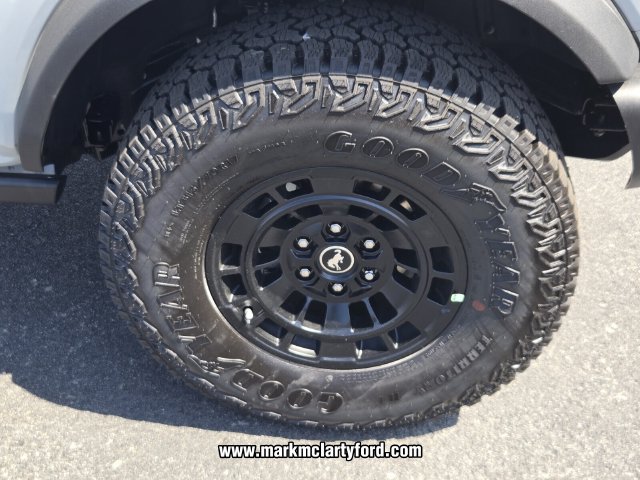 New 2026 Ford Bronco Badlands w/ Sasquatch Package AWD/4WD image 14